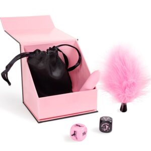 SECRET PLAY - PLEASURES BOX PER COPPIE: DADI + PROIETTILE VIBRANTE + PENNA CON PIUMA - immagine 3
