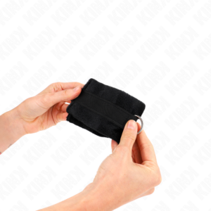 KINK - POLSINI IN PELLICCIA PER PRINCIPIANTI NERI 30 X 7 CM - immagine 4